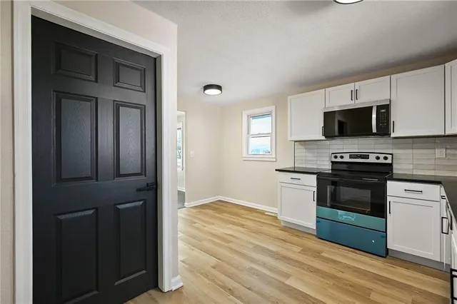 $219,900 | 5611 North Walnut Street, Gladstone, MO 64118