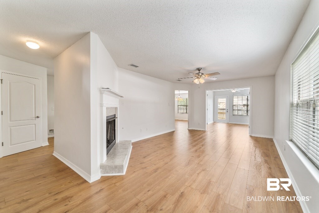 5359 Cimmaron Court Theodore, AL 36582 - Photo 5 of 24