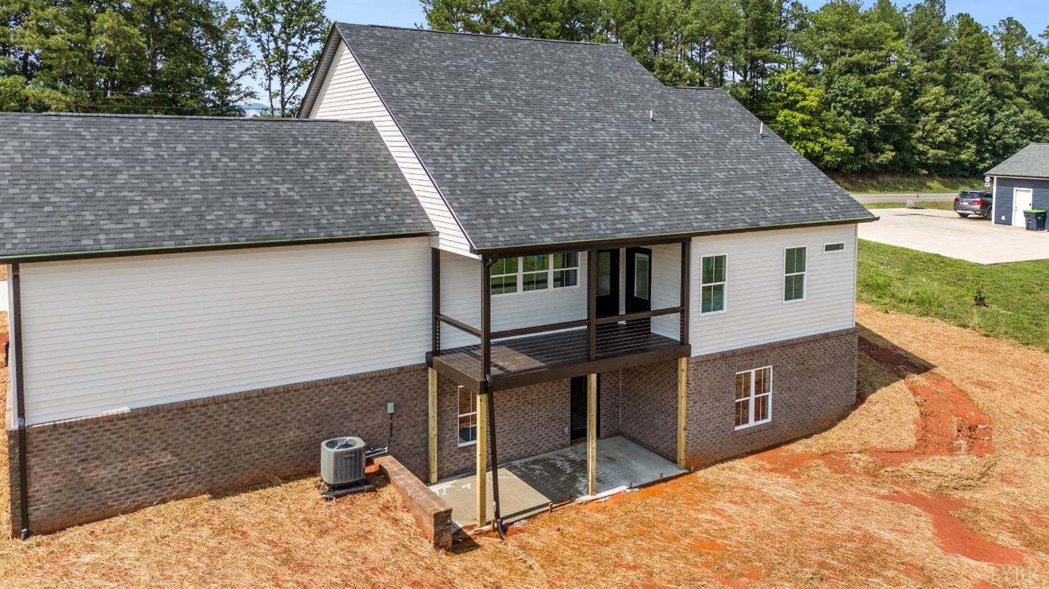 6605 Forest Road Goode, VA 24556 - Photo 11 of 58