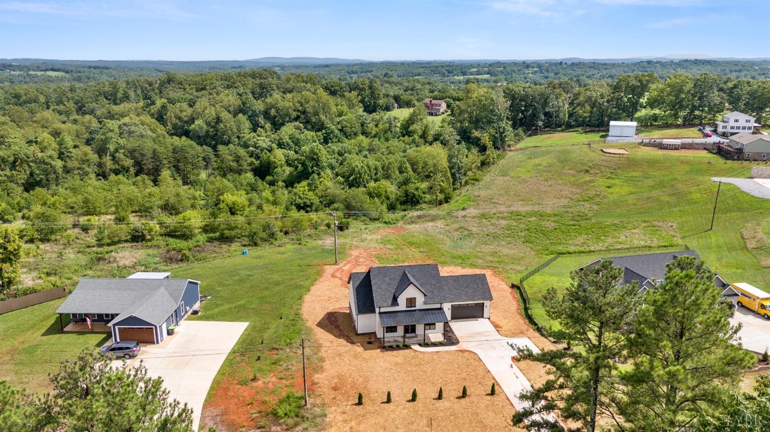 6605 Forest Road Goode, VA 24556 - Photo 10 of 58 an aerial view of a house with garden space