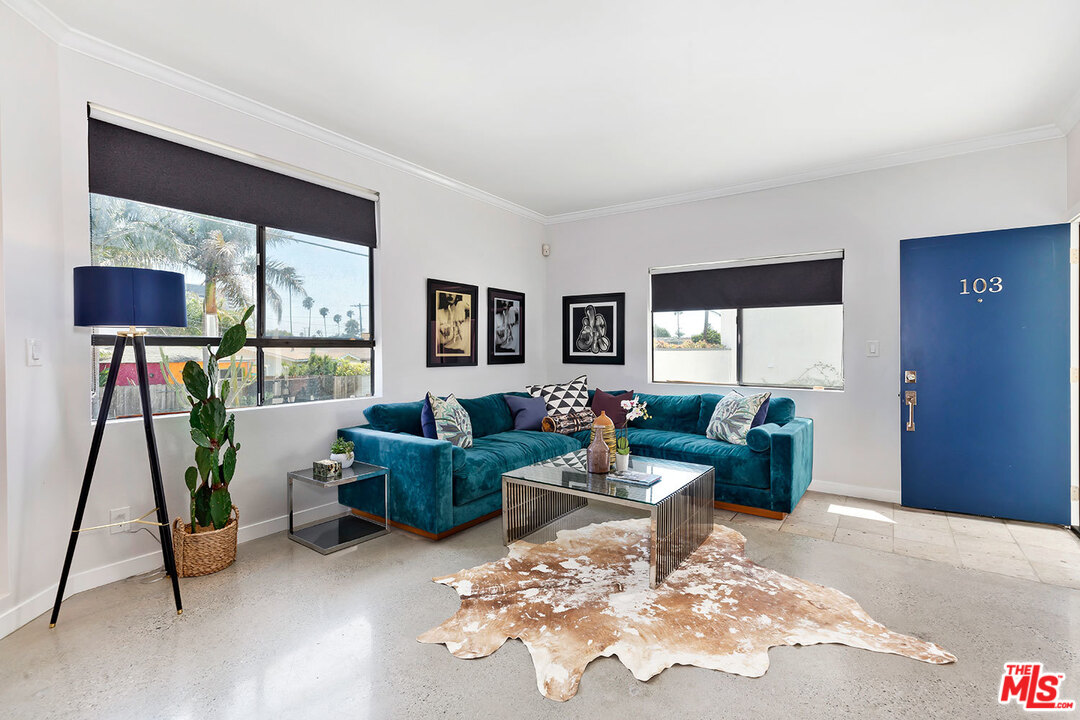 707 Marr Street, Unit 103 Venice, CA 90291 - Photo 1 of 18