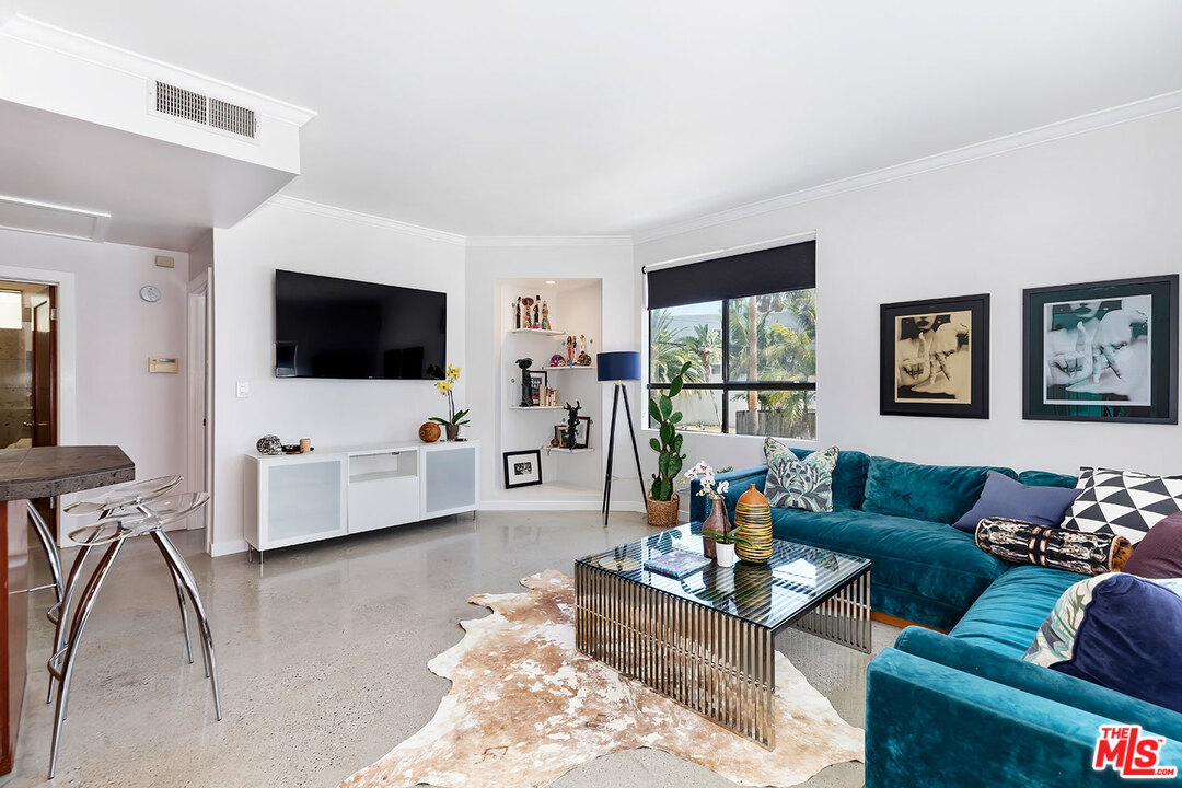 707 Marr Street, Unit 103 Venice, CA 90291 - Photo 4 of 18