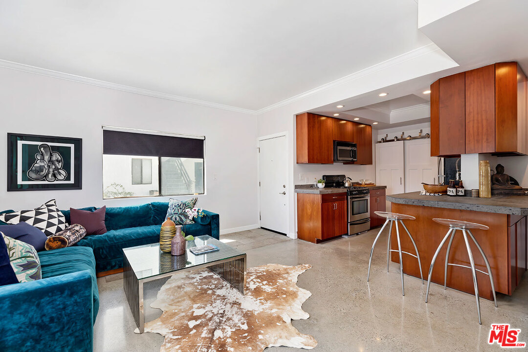 707 Marr Street, Unit 103 Venice, CA 90291 - Photo 5 of 18