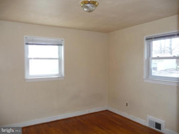 5812 Brunswick Street Springfield, VA 22150 - Photo 5 of 11 Bedroom #1