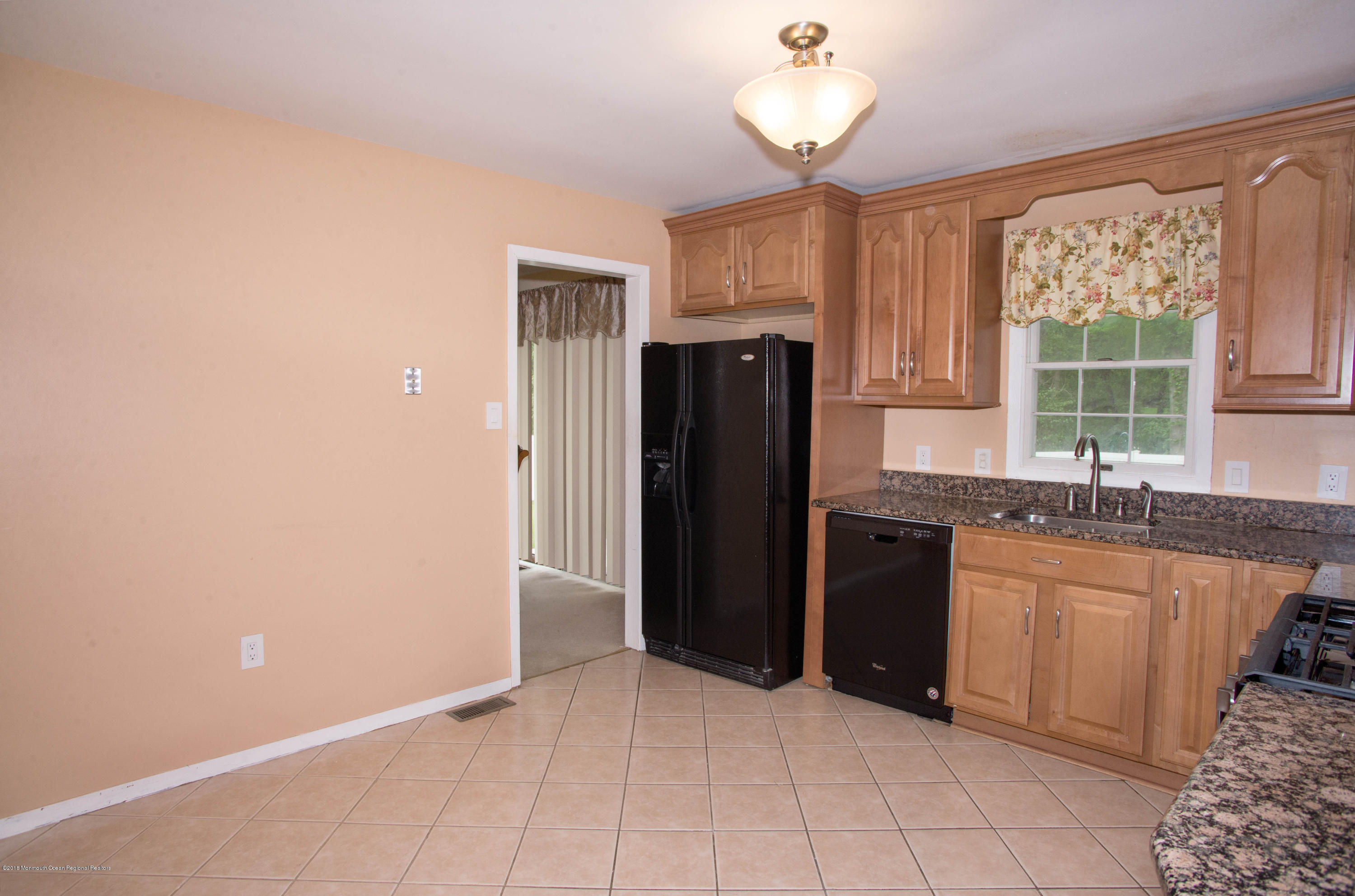 53 Hickory Hill Road Jackson, NJ 08527 - Photo 11 of 27 343321E4-7C3F-46B5-86ED-7EC32DAD46E0