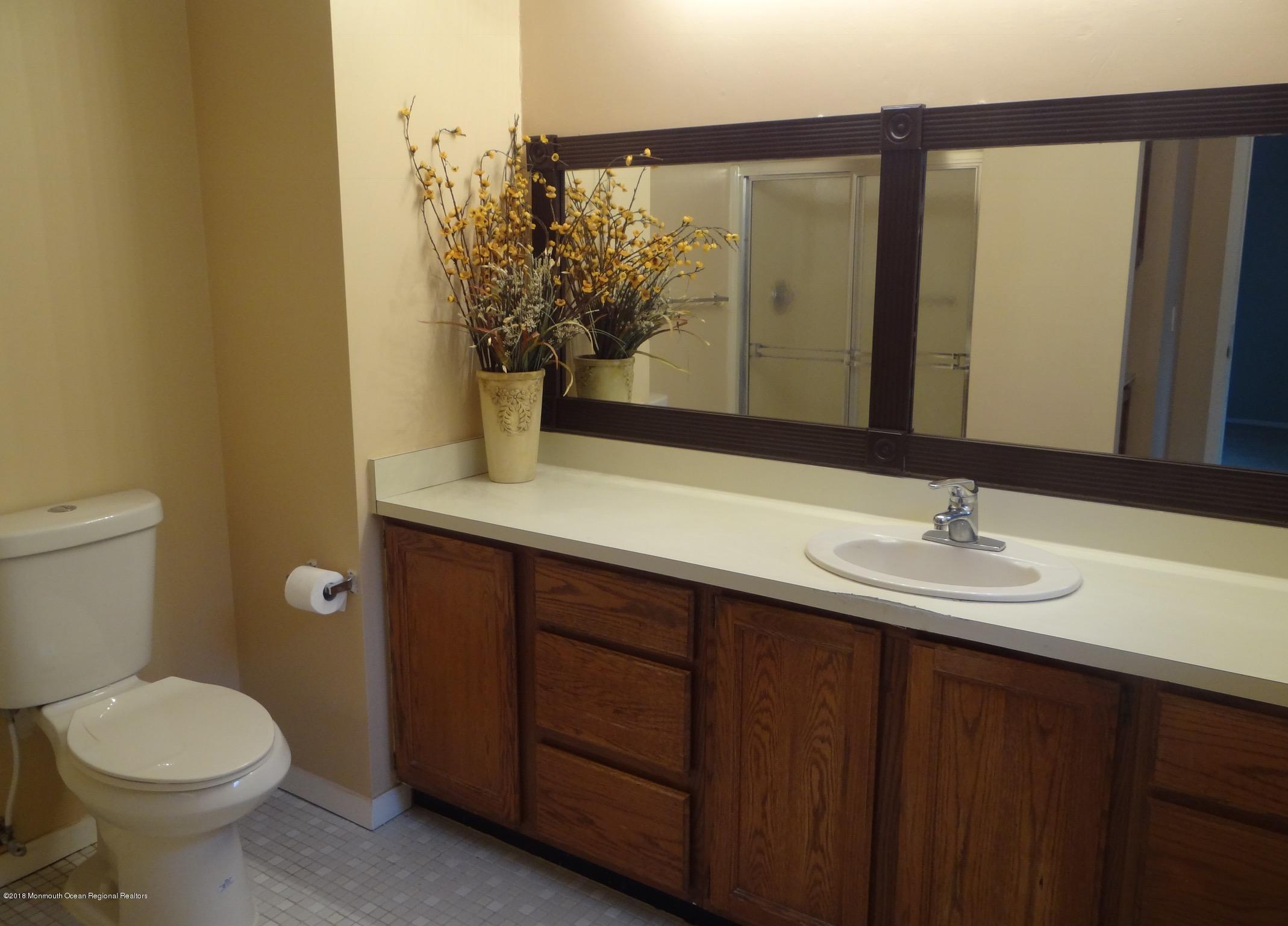 53 Hickory Hill Road Jackson, NJ 08527 - Photo 15 of 27 98318D3D-D271-4D9E-9826-18D07DCE8AC3