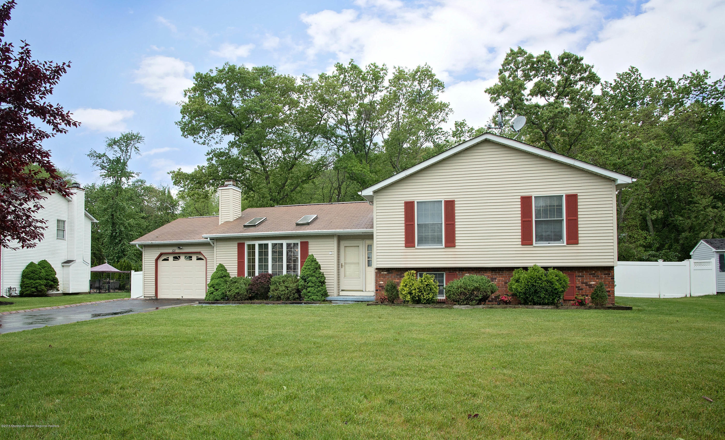 53 Hickory Hill Road Jackson, NJ 08527 - Photo 2 of 27 033E3FAD-7AB0-4378-9066-BF4F2604DF11