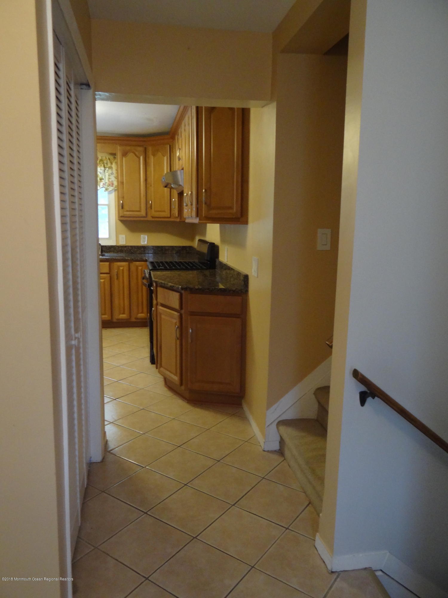 53 Hickory Hill Road Jackson, NJ 08527 - Photo 3 of 27 799C49CA-A5D4-4023-8453-B6042FEF2E22