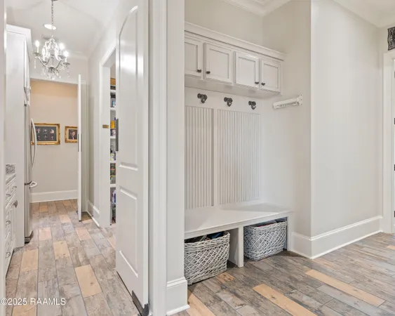 $1,200,000 | 1002 The Lake Drive, Broussard, LA 70518