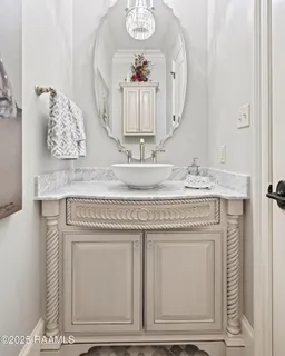 $1,200,000 | 1002 The Lake Drive, Broussard, LA 70518