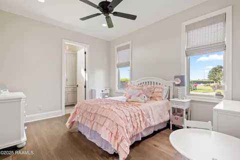 $1,200,000 | 1002 The Lake Drive, Broussard, LA 70518