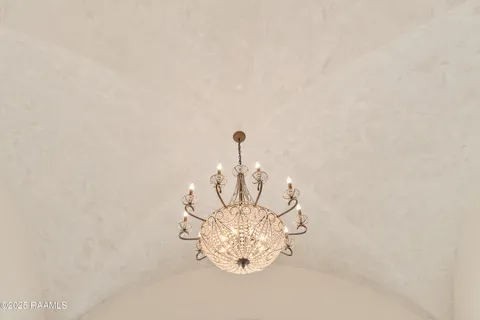 $1,200,000 | 1002 The Lake Drive, Broussard, LA 70518