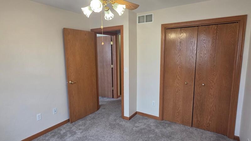 4725 Fox Grove Road Sheboygan, WI 53081 - Photo 18 of 47 Bedroom 2(1)