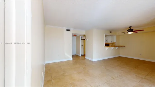 $2,200 | 2055 Southwest 122nd Avenue, Unit 108, Miami, FL 33175