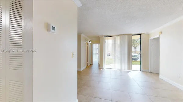 $2,200 | 2055 Southwest 122nd Avenue, Unit 108, Miami, FL 33175
