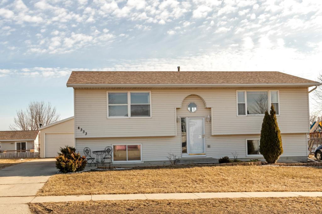 4333 9th Street Northwest Rochester, MN 55901 - Photo 1 of 1