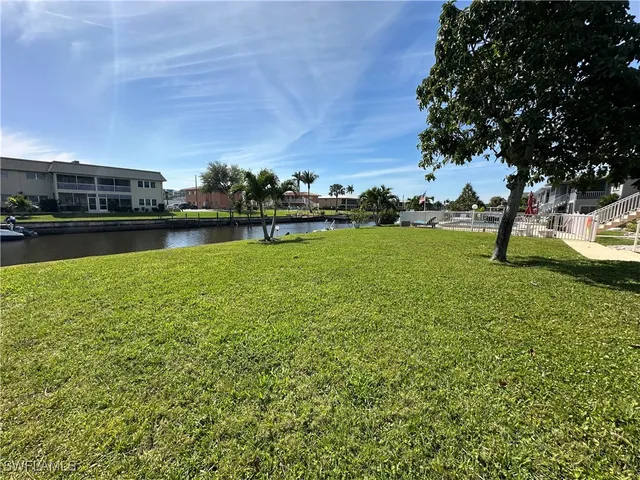 $195,000 | 928 Southeast 46th Street, Unit 2C, Cape Coral, FL 33904