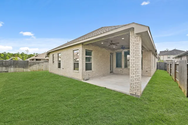 $2,700 | 15019 Mulberry Hallow Street, Conroe, TX 77302