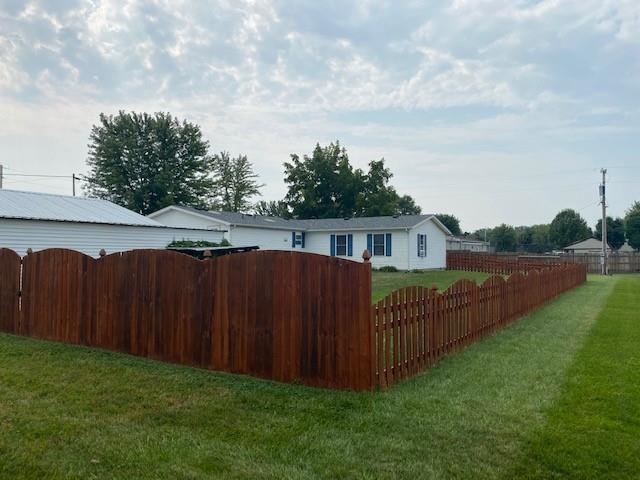 401 South Fletcher Street Frankton, IN 46044 - Photo 4 of 23