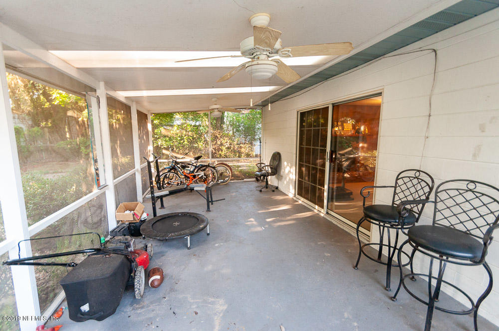 1423 River Bluff Road North Jacksonville, FL 32211 - Photo 15 of 17 Screened Lanai