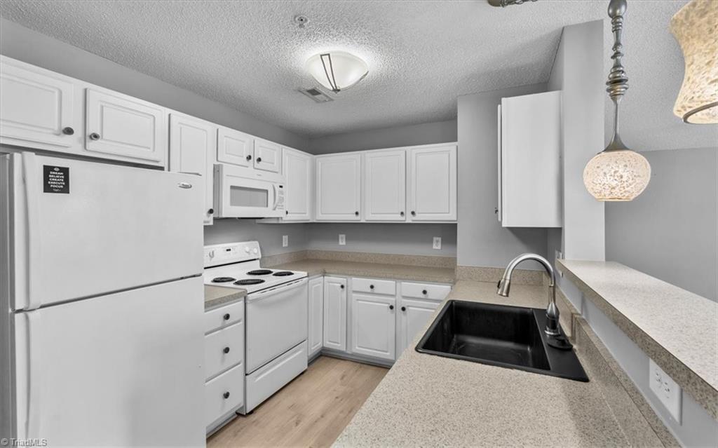 133 James Road, Unit IC High Point, NC 27265 - Photo 6 of 17 Gallery Image 6