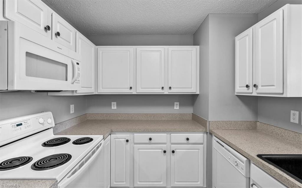 133 James Road, Unit IC High Point, NC 27265 - Photo 8 of 17 Gallery Image 8
