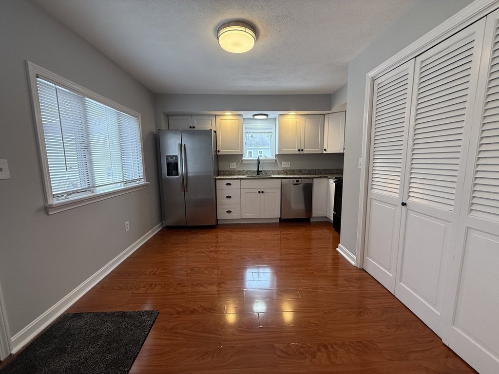 83 Taylor Street, Unit 2 Waltham, MA 02453 - Photo 2 of 15