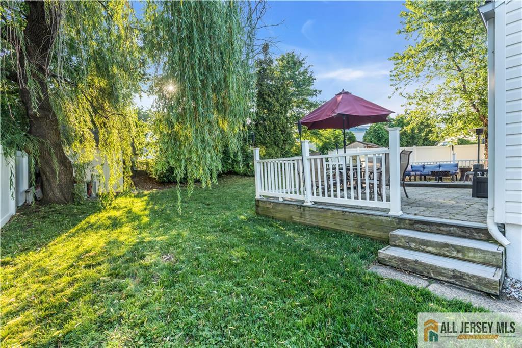 8 Smalley Road Edison, NJ 08817 - Photo 32 of 39