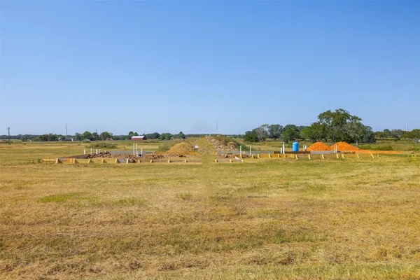 $95,000 | 102 Oak Hollow, Cat Spring, TX 78933