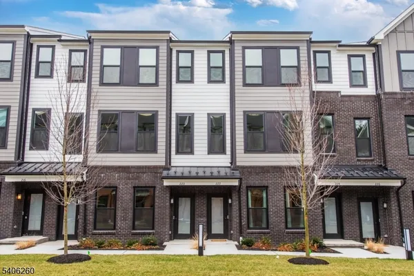 $3,050 | 222 Jessie Place, New Brunswick, NJ 08901