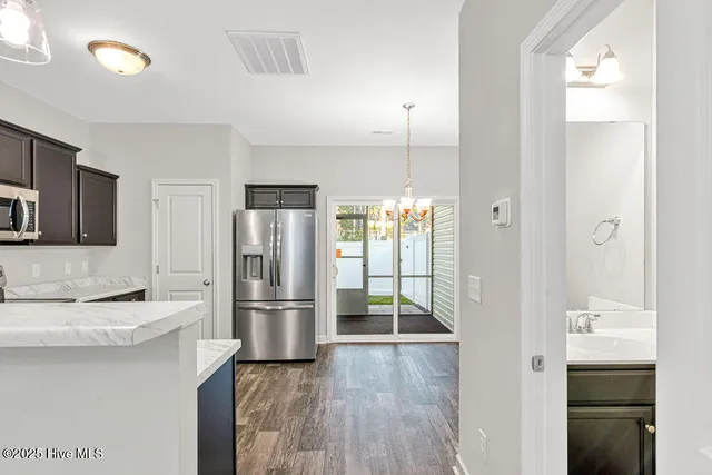 $1,500 | 10 Jaydn Drive West, Jacksonville, NC 28546