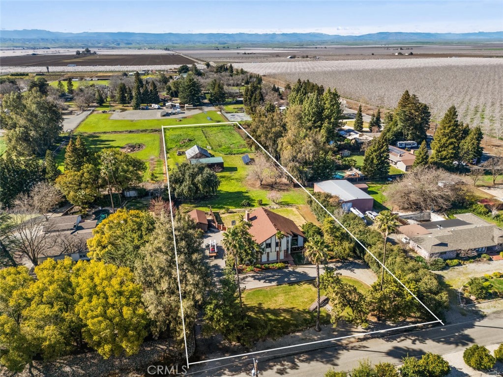 1041 Washington Street Willows, CA 95988 - Photo 11 of 69