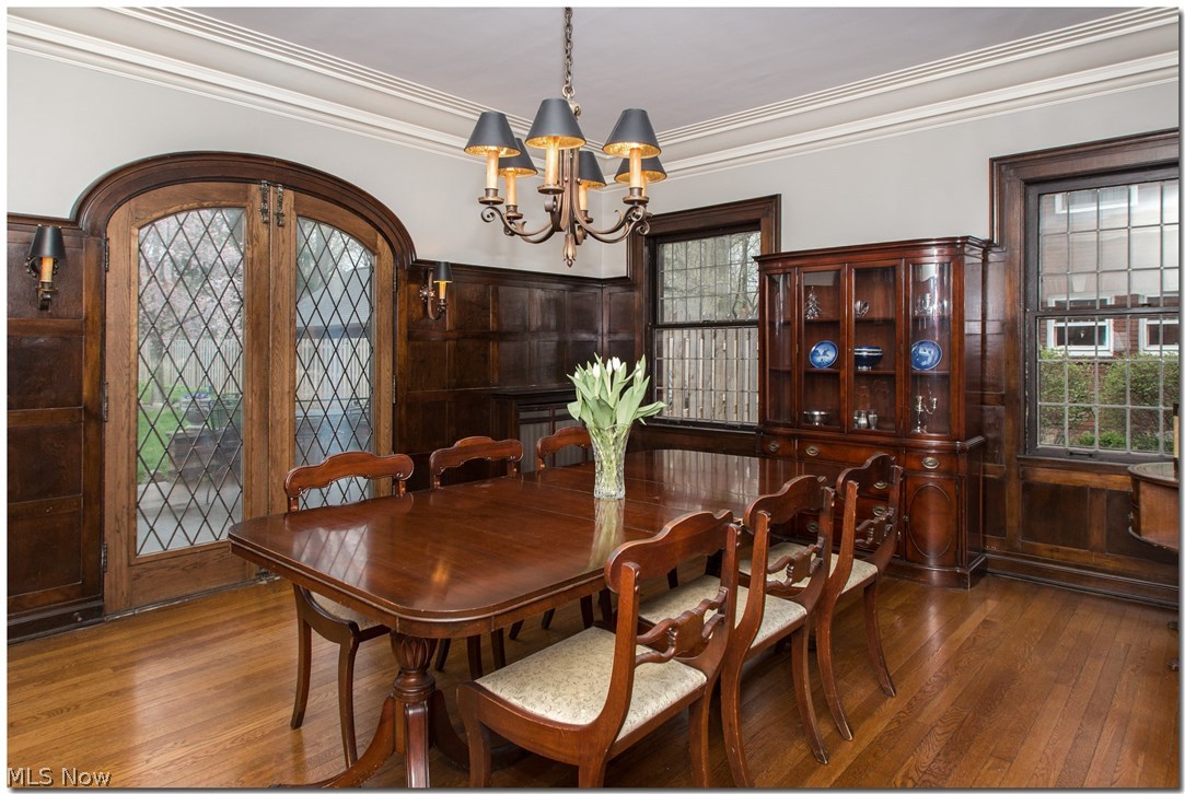 2583 Wellington Road Cleveland, OH 44118 - Photo 7 of 35 Gallery Image 7