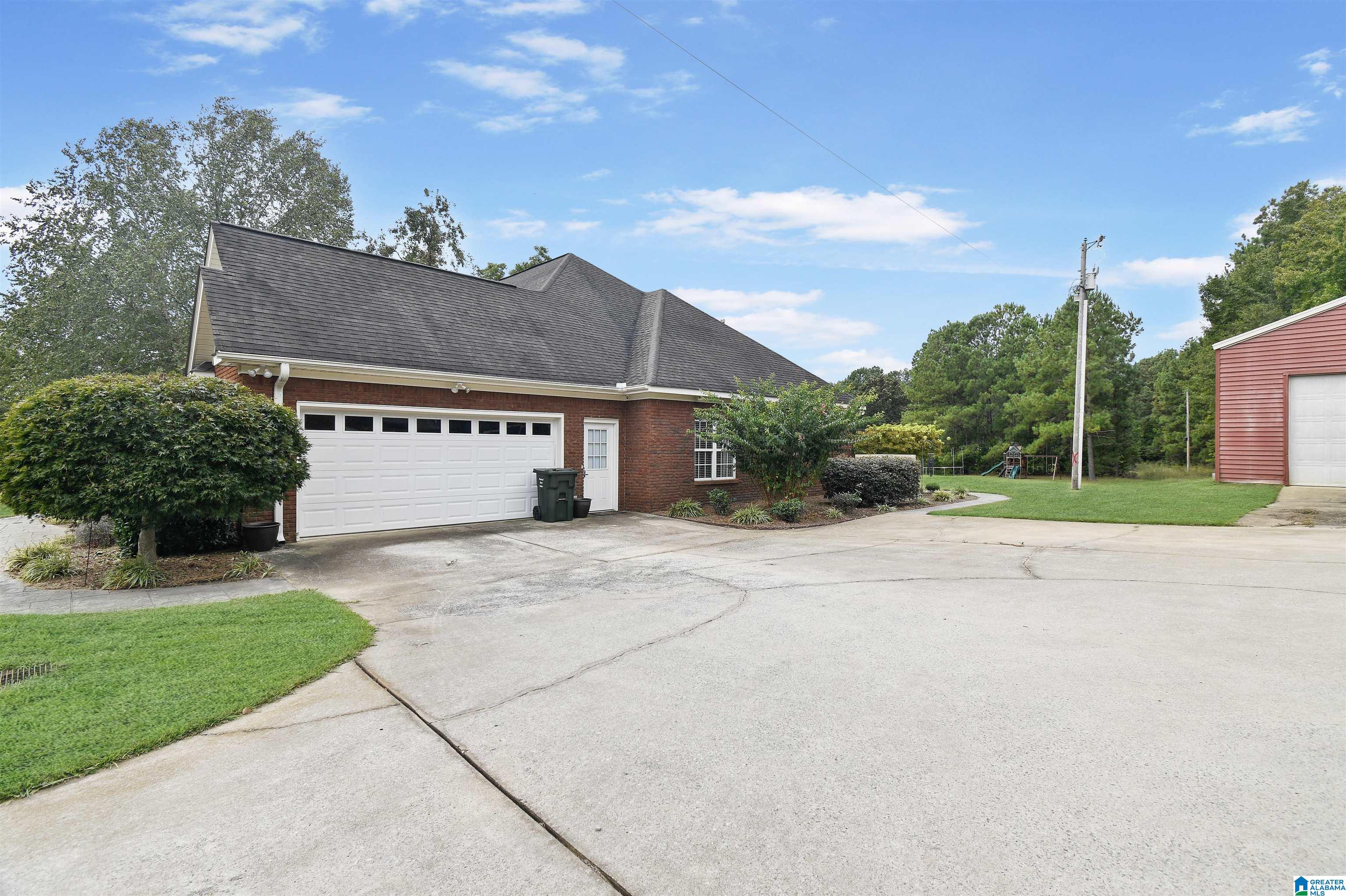 2655 Pinedale Road Clanton, AL 35046 - Photo 4 of 35
