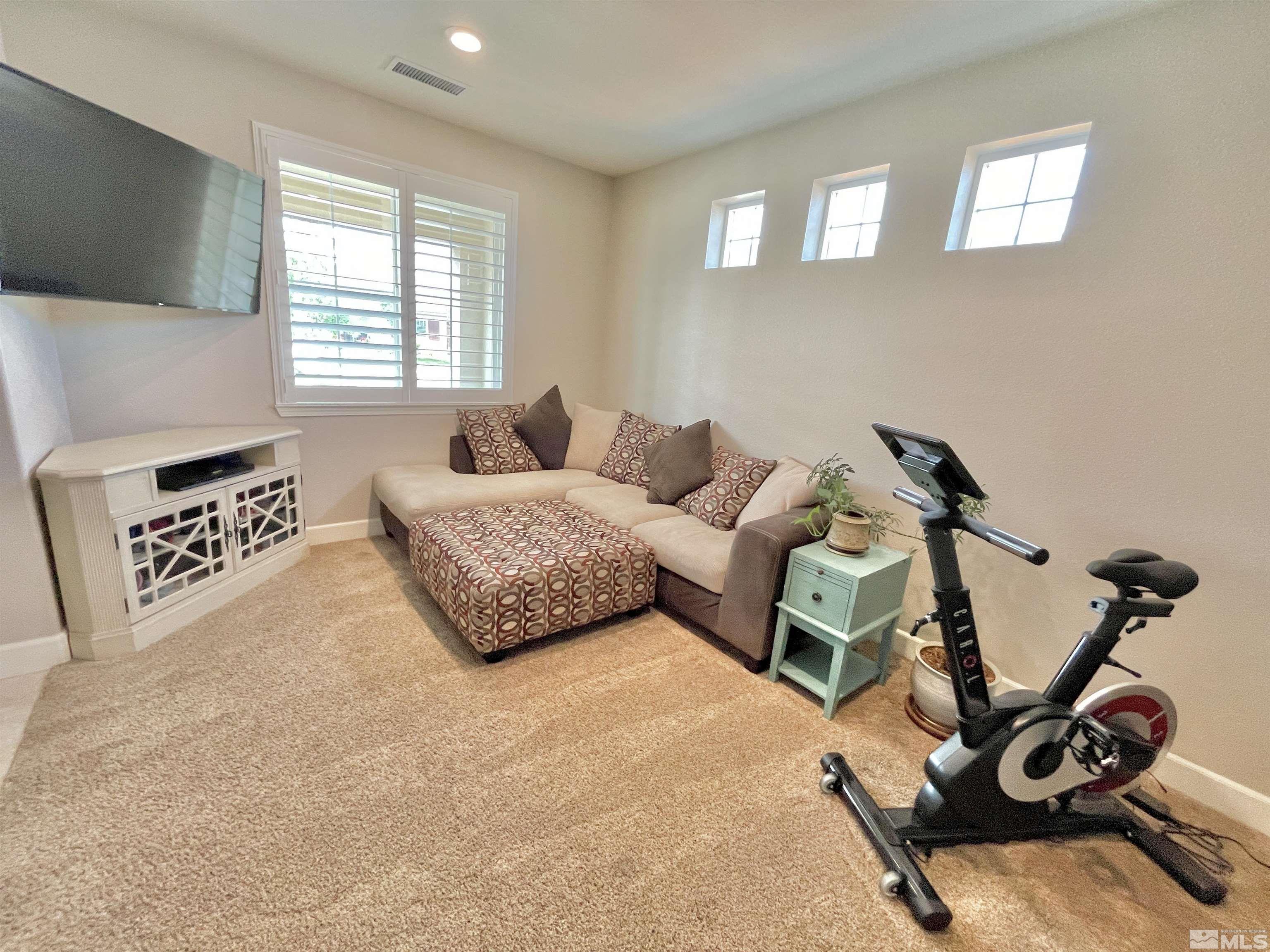 7300 Quill Drive Reno, NV 89506 - Photo 7 of 33 Photo 7