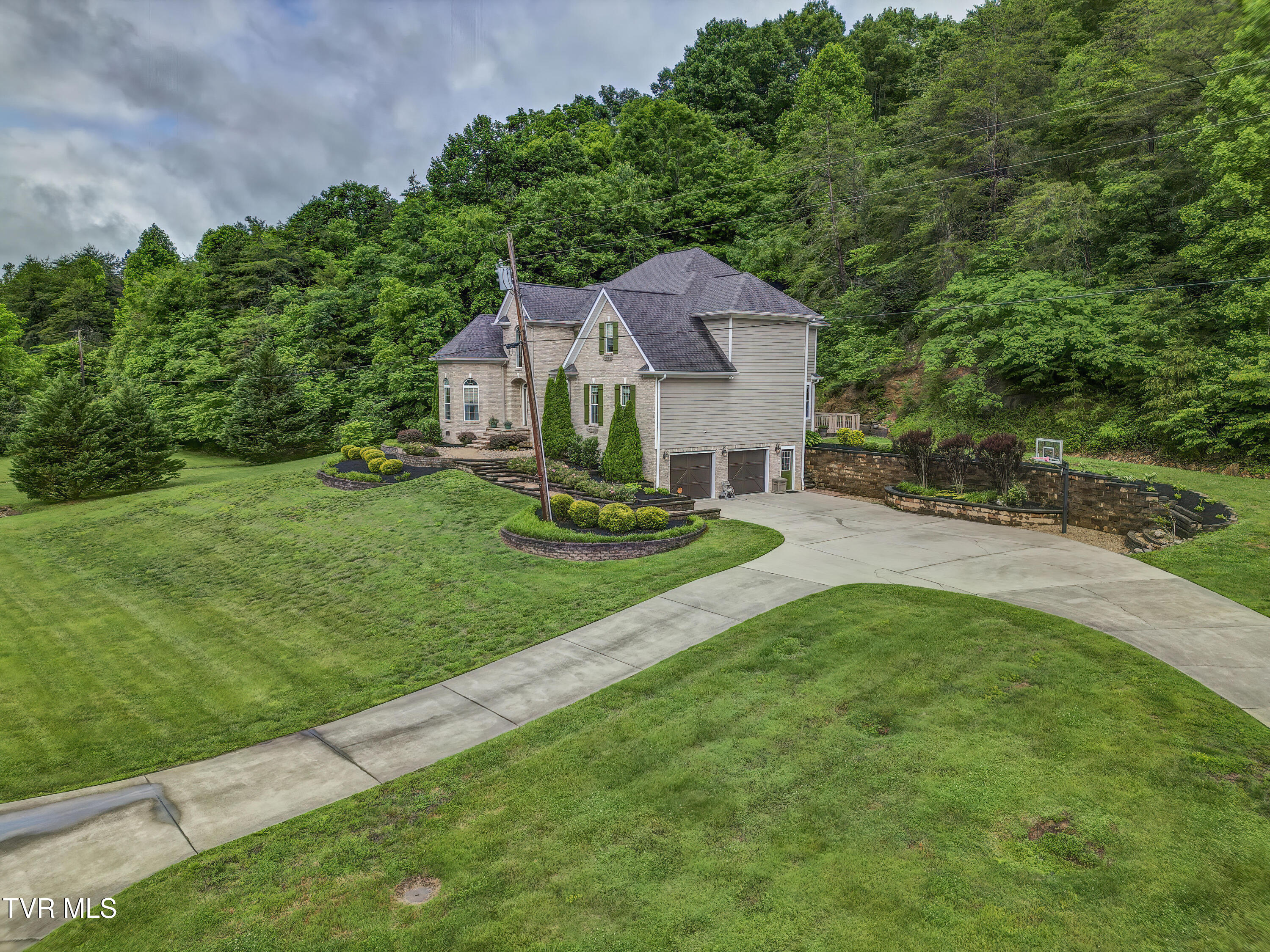 2823 Van Hill Road Greeneville, TN 37745 - Photo 3 of 103 2823 Van Hill 2 (21)