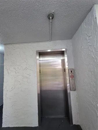 $2,200 | 1111 Northwest 19th Avenue, Unit 205, Miami, FL 33125