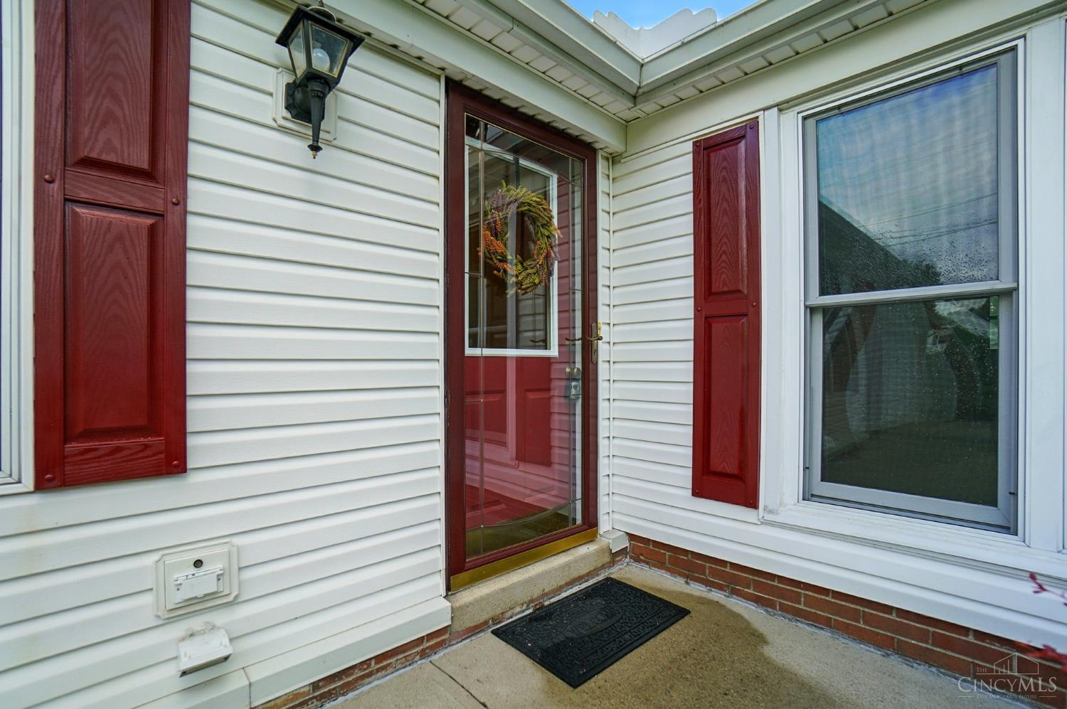 5752 Decker Road Franklin, OH 45005 - Photo 5 of 59