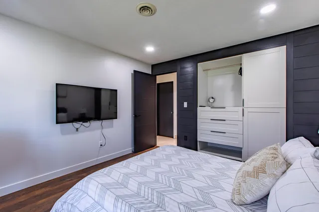 $934,000 | 2472 Gates Drive, Rochester, MN 55902