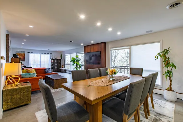 $934,000 | 2472 Gates Drive, Rochester, MN 55902