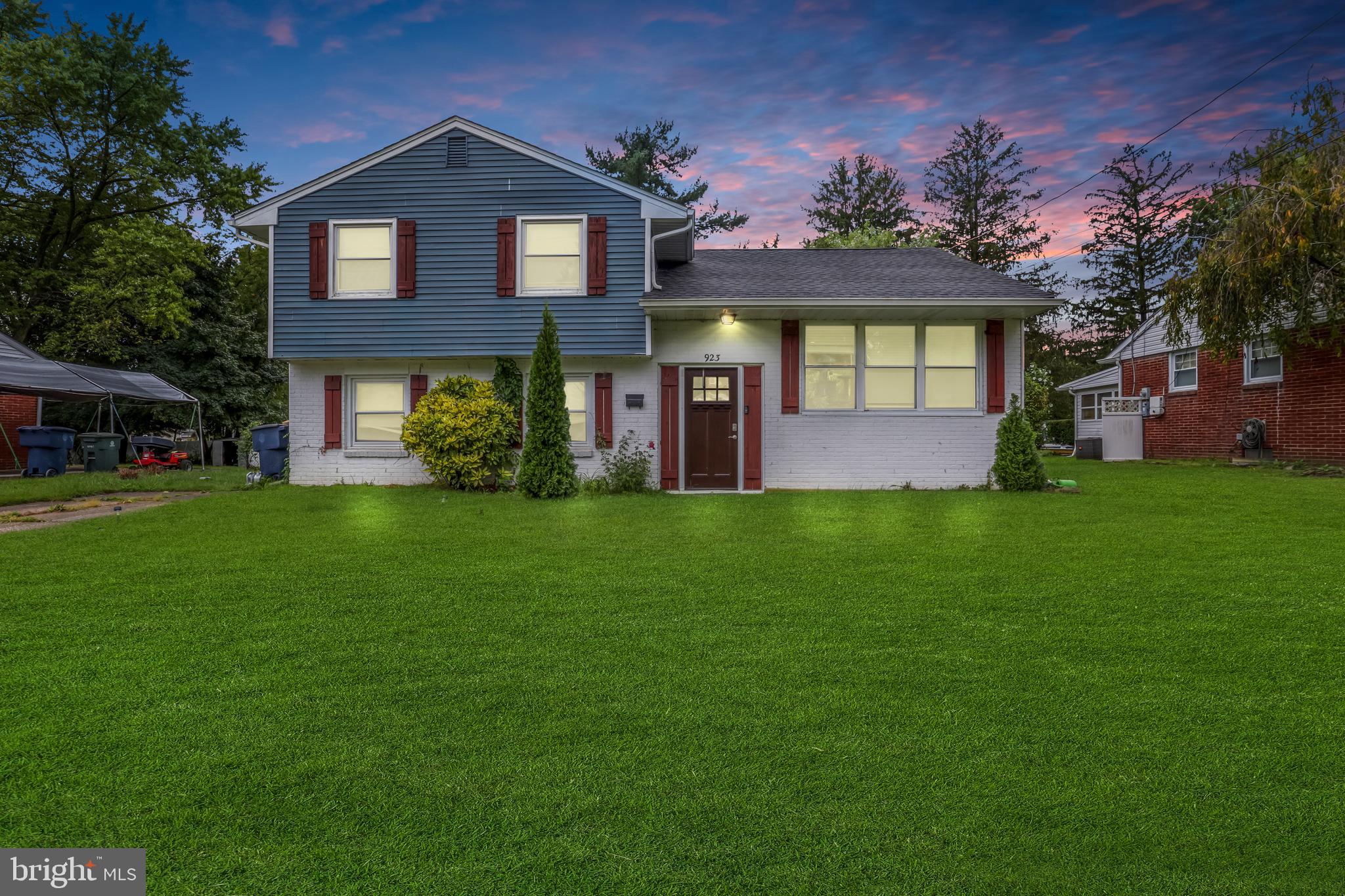923 Kirk Road Williamstown, NJ 08094 - Photo 1 of 25 Gallery Image 1