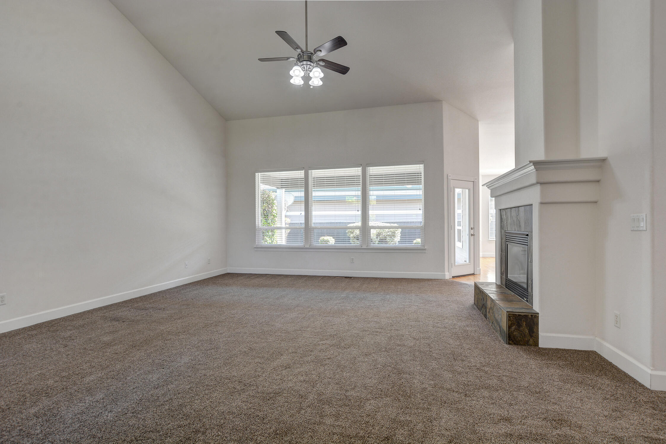 108 Sandridge Way Eagle Point, OR 97524 - Photo 19 of 55 DSC_6287_8_9Natural Custom Settings