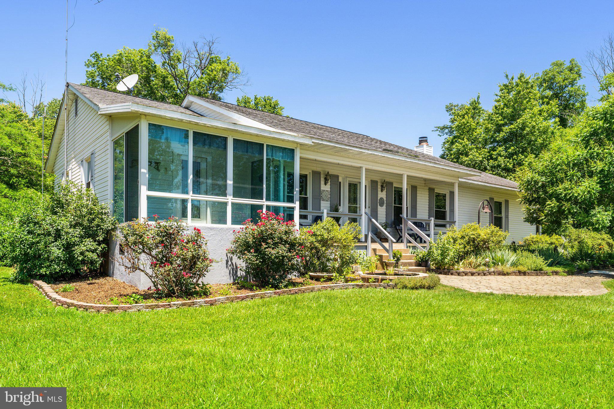 9636 Clarkes Road Bealeton, VA 22712 - Photo 6 of 88 Sunroom to the left