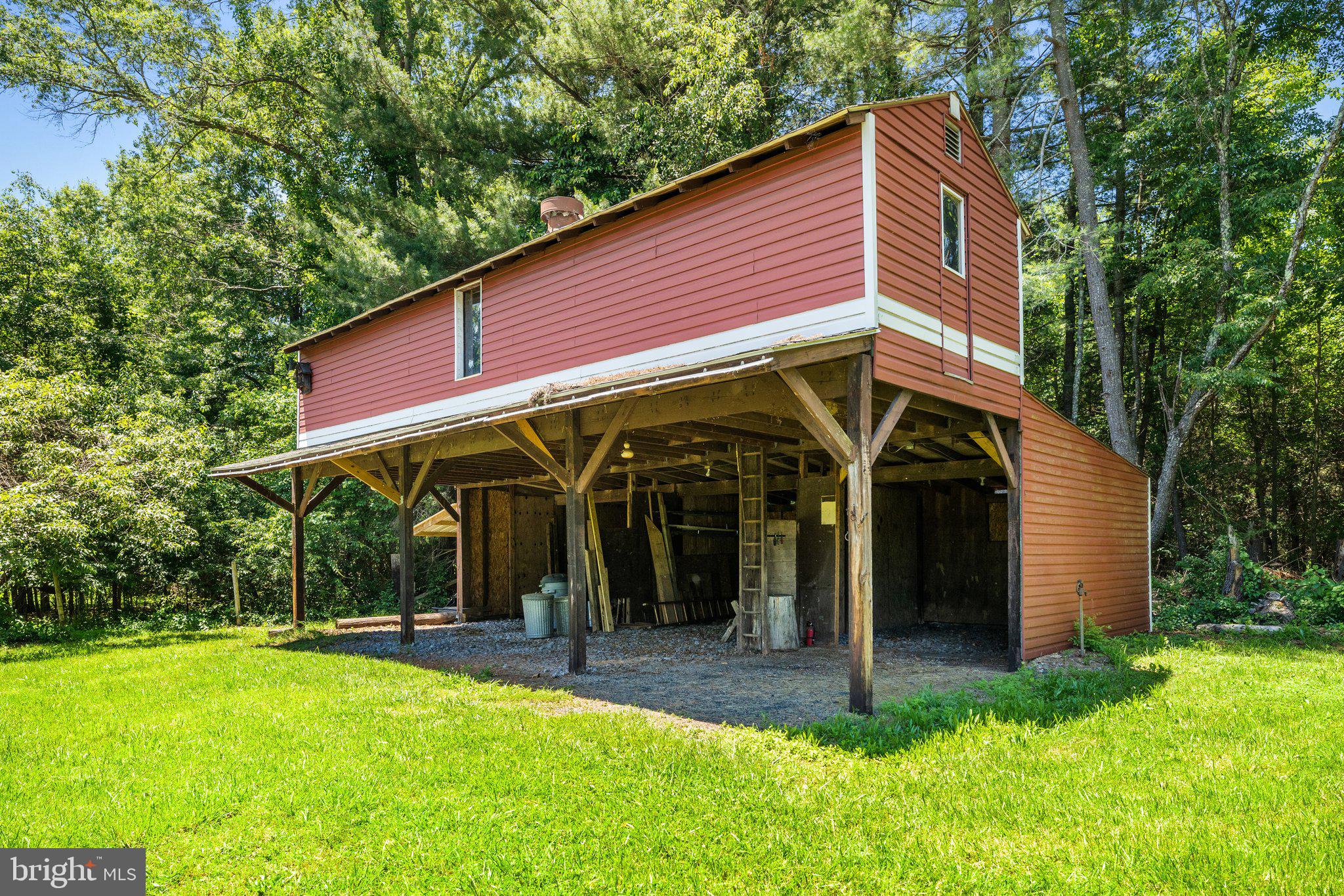 9636 Clarkes Road Bealeton, VA 22712 - Photo 72 of 88 3-stall barn