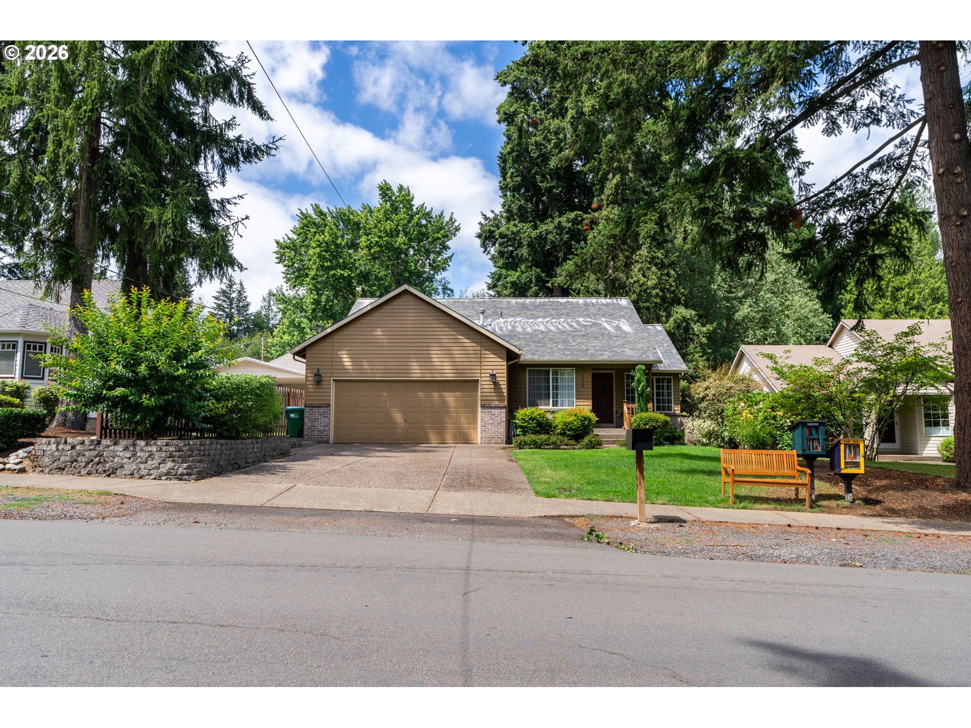 8449 Southwest Alden Street Portland, OR 97223 - Photo 2 of 39