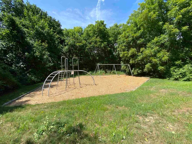 $1,786 | 93 West Street, Unit 25, Milford, NH 03055