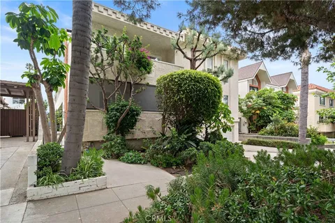 $1,025,000 | 923 17th Street, Unit 4, Santa Monica, CA 90403