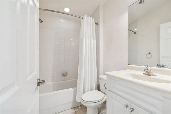 $925,000 | 160 Sage Circle, Palm Harbor, FL 34683