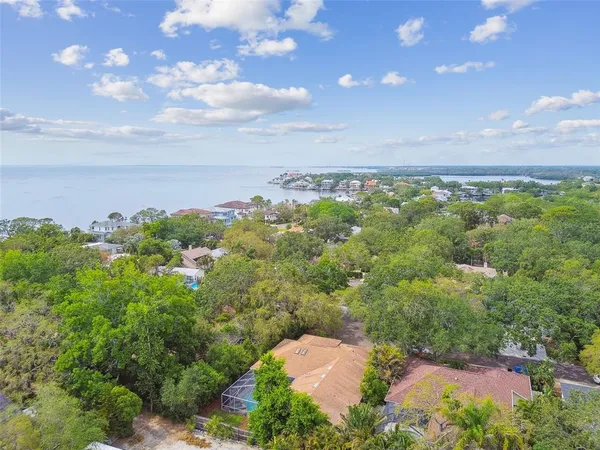 $925,000 | 160 Sage Circle, Palm Harbor, FL 34683