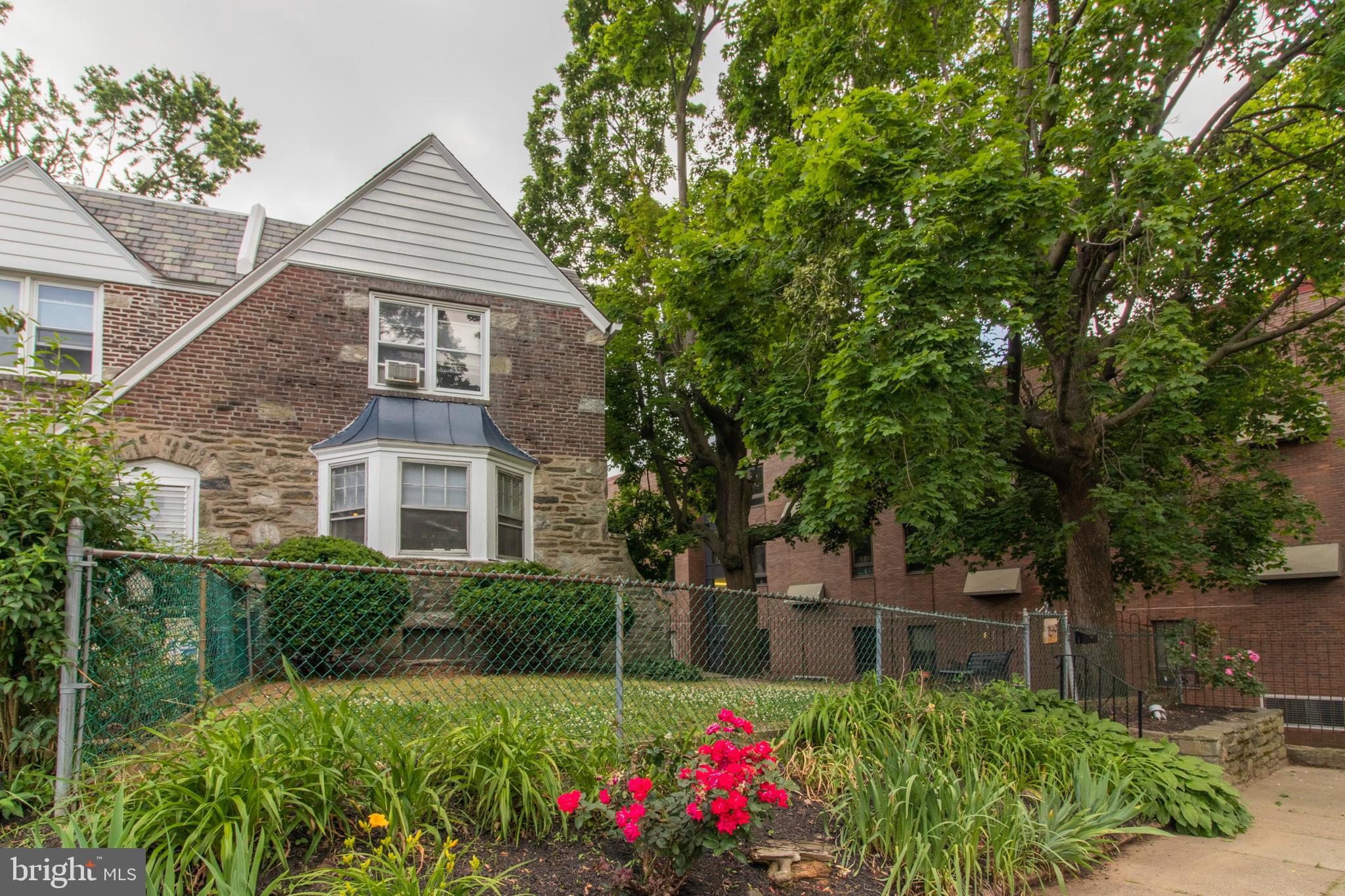159 Green Valley Road Upper Darby, PA 19082 - Photo 2 of 31 Fenced Yard